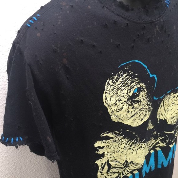 Glow in the dark The Mummy t shirt - Picture 2 of 3
